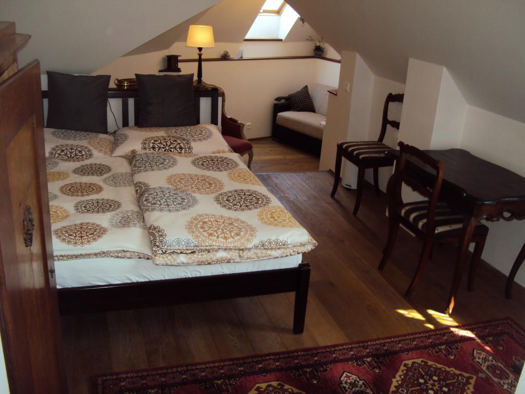 Apartmán Castle Kastiel Kotešová Pokoj fotografie
