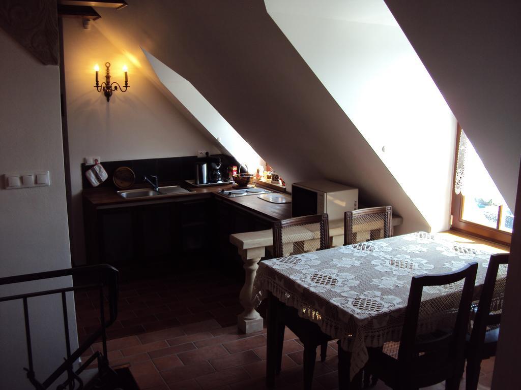 Apartmán Castle Kastiel Kotešová Exteriér fotografie