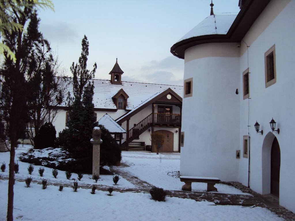 Apartmán Castle Kastiel Kotešová Exteriér fotografie