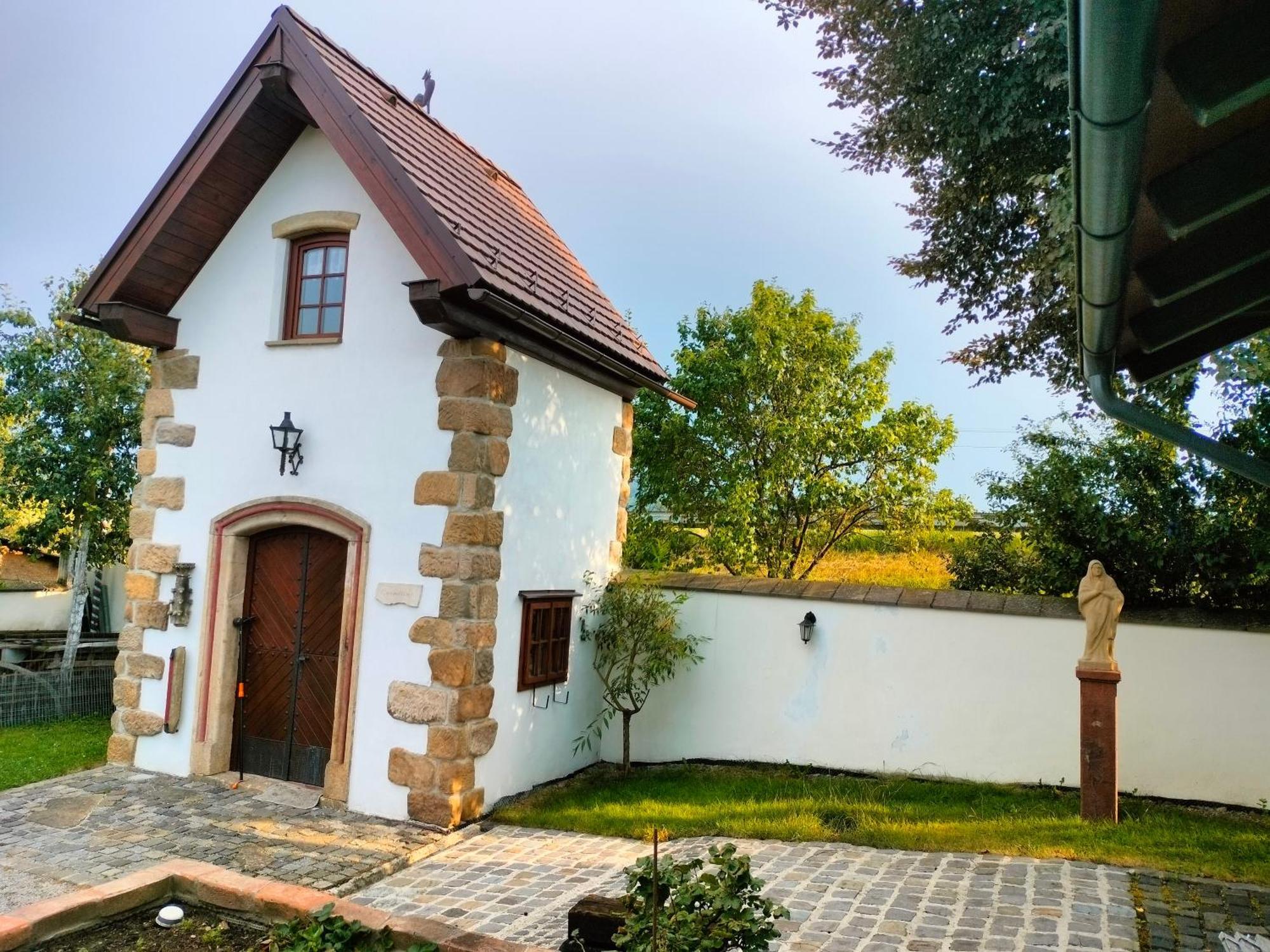 Apartmán Castle Kastiel Kotešová Exteriér fotografie