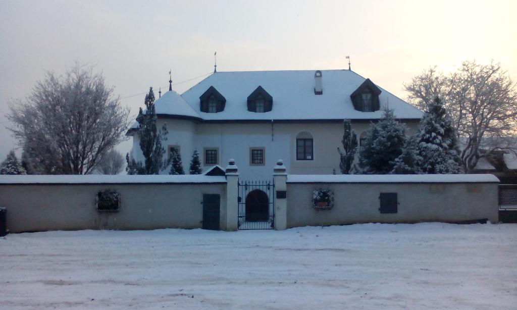 Apartmán Castle Kastiel Kotešová Exteriér fotografie