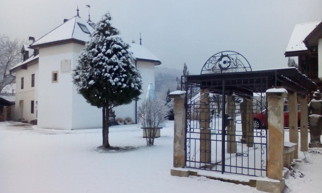 Apartmán Castle Kastiel Kotešová Exteriér fotografie